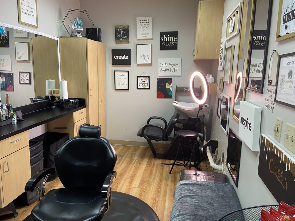 Booth rental vs salon suite ownership comparison for beauty career advancement, salon business growth, explore Hurst Salon opportunities at Salon Suites of HEB in Hurst Texas.