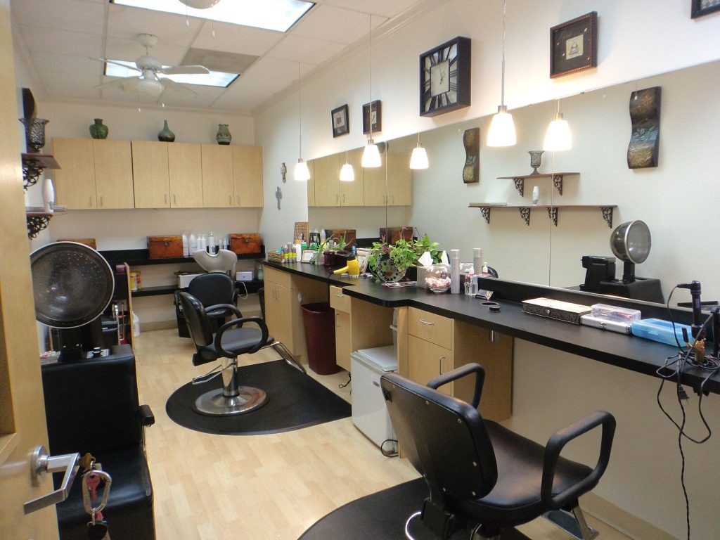 Salon Suites of HEB is the top rated salon suites in Hurst. Offering beauty professionals the best Hurst salon studio to run their individual beauty business. Hair stylists, estheticians, massage therapists, and more can find the perfect home for their business at our Hurst salon suites. Salon suites in Hurst, Hurst salon suites for rent, salon studios for rent in Hurst, Hurst salon for rent. beauty brand marketing, social media, client retention, salon branding