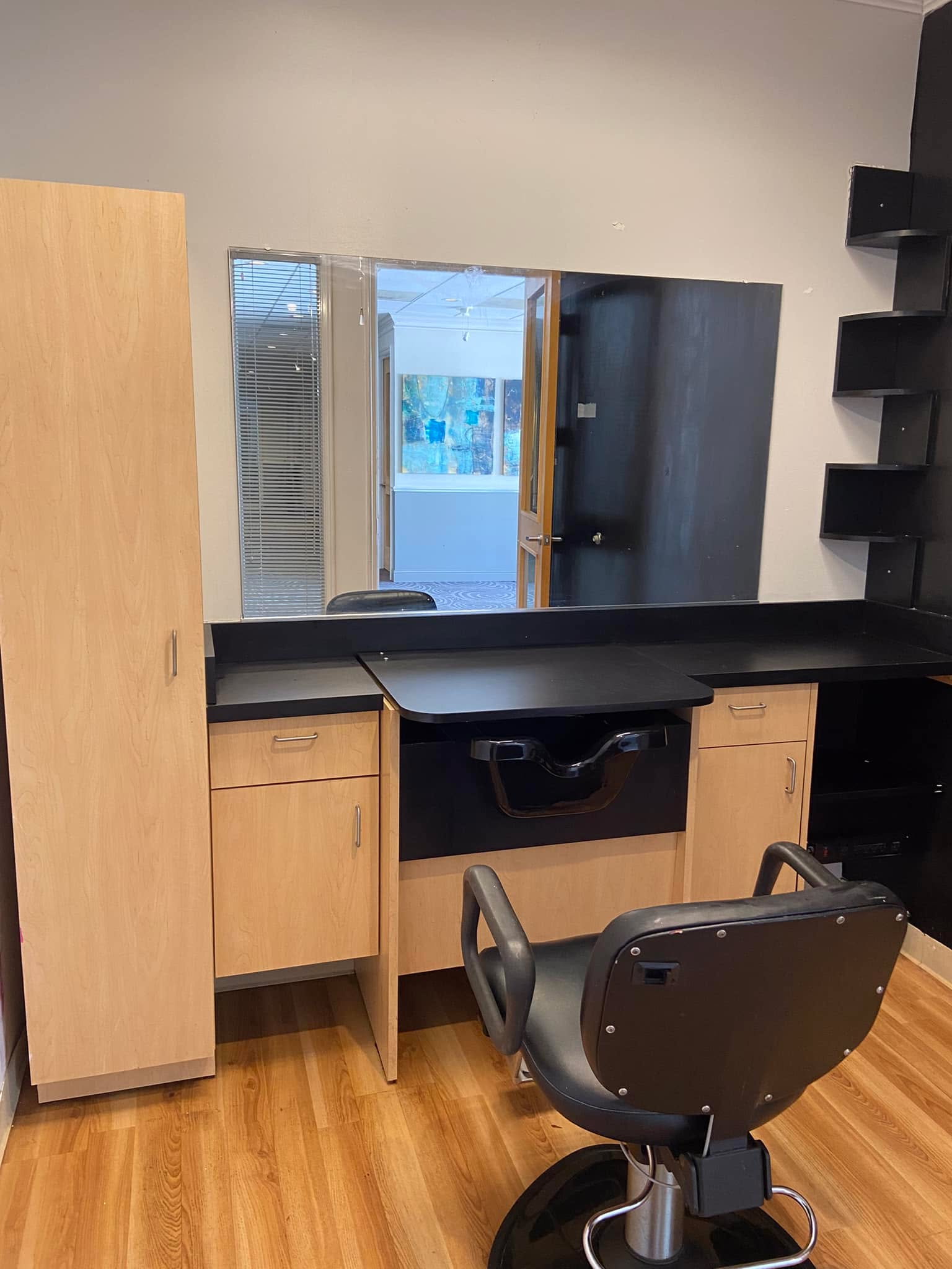 Salon suites for lease, complete set up with shampoo bowl and work station.