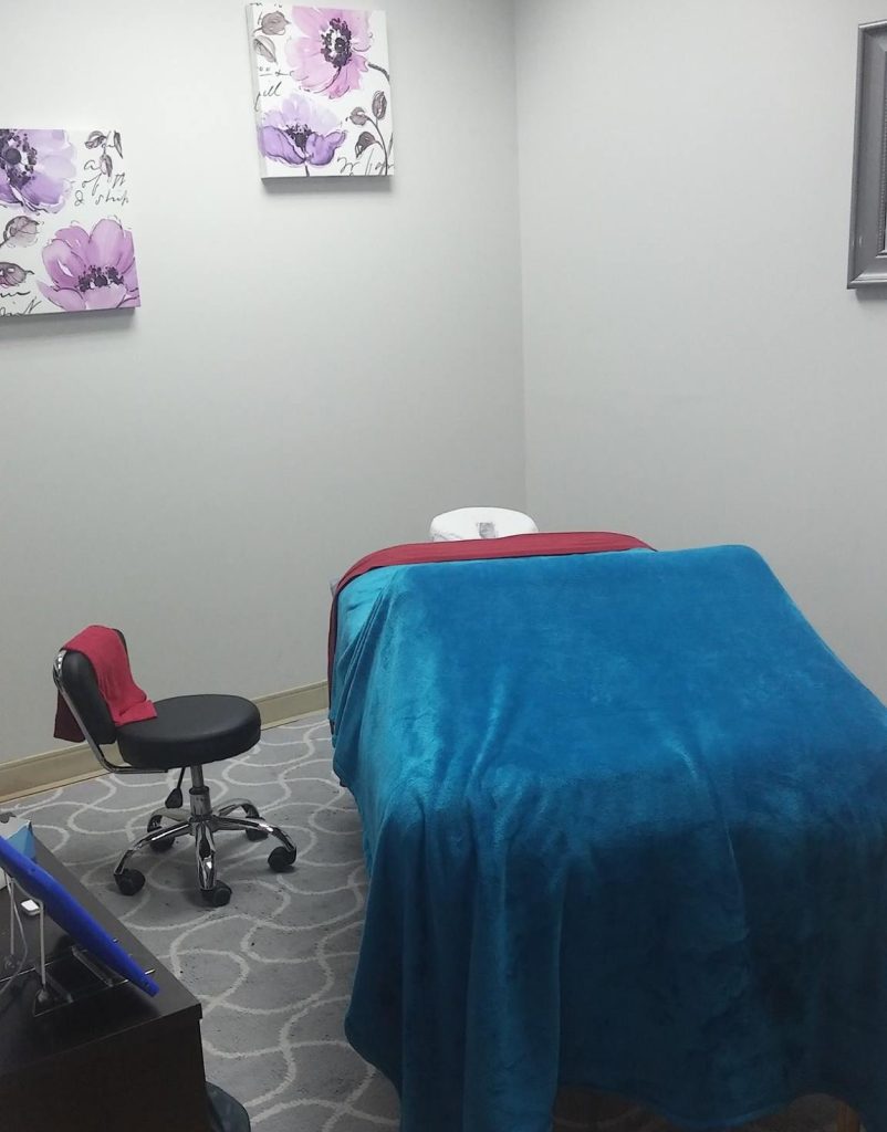 Learn about esthetician business startup in Hurst salon suites. Beauty entrepreneurs can learn about business startup strategies through offering skincare services or other services. Salon Suites of HEB is the top rated salon studios for rent in Hurst. Salon suites in Hurst, salon suites hurst, salon studios in hurst, hurst hair salon suites.